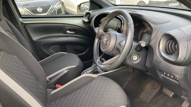 Toyota Aygo X 1.0 VVT-i Edge 5dr Auto Petrol Hatchback